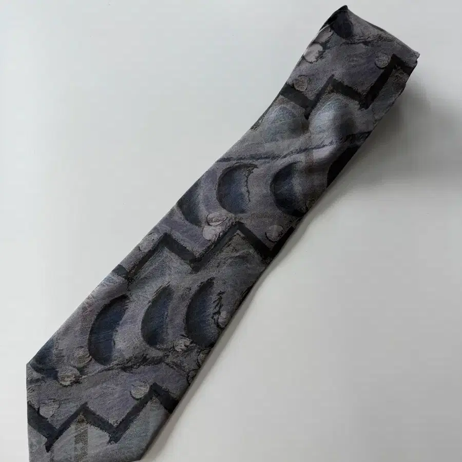 세루티1881 (CERRUTI1881) 실크 넥타이 9.3cm