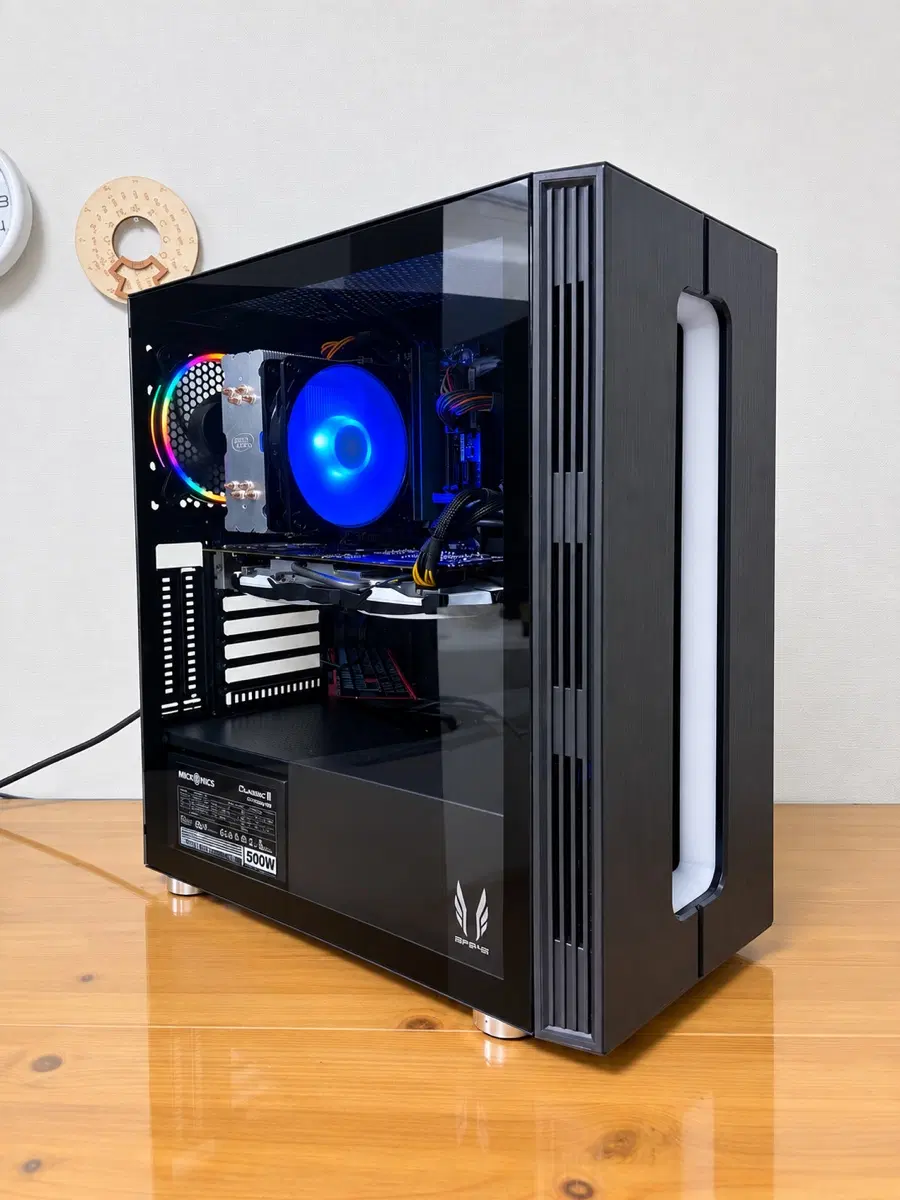 9400f 1060 게이밍 컴퓨터 본체 데스크탑 팝니다.