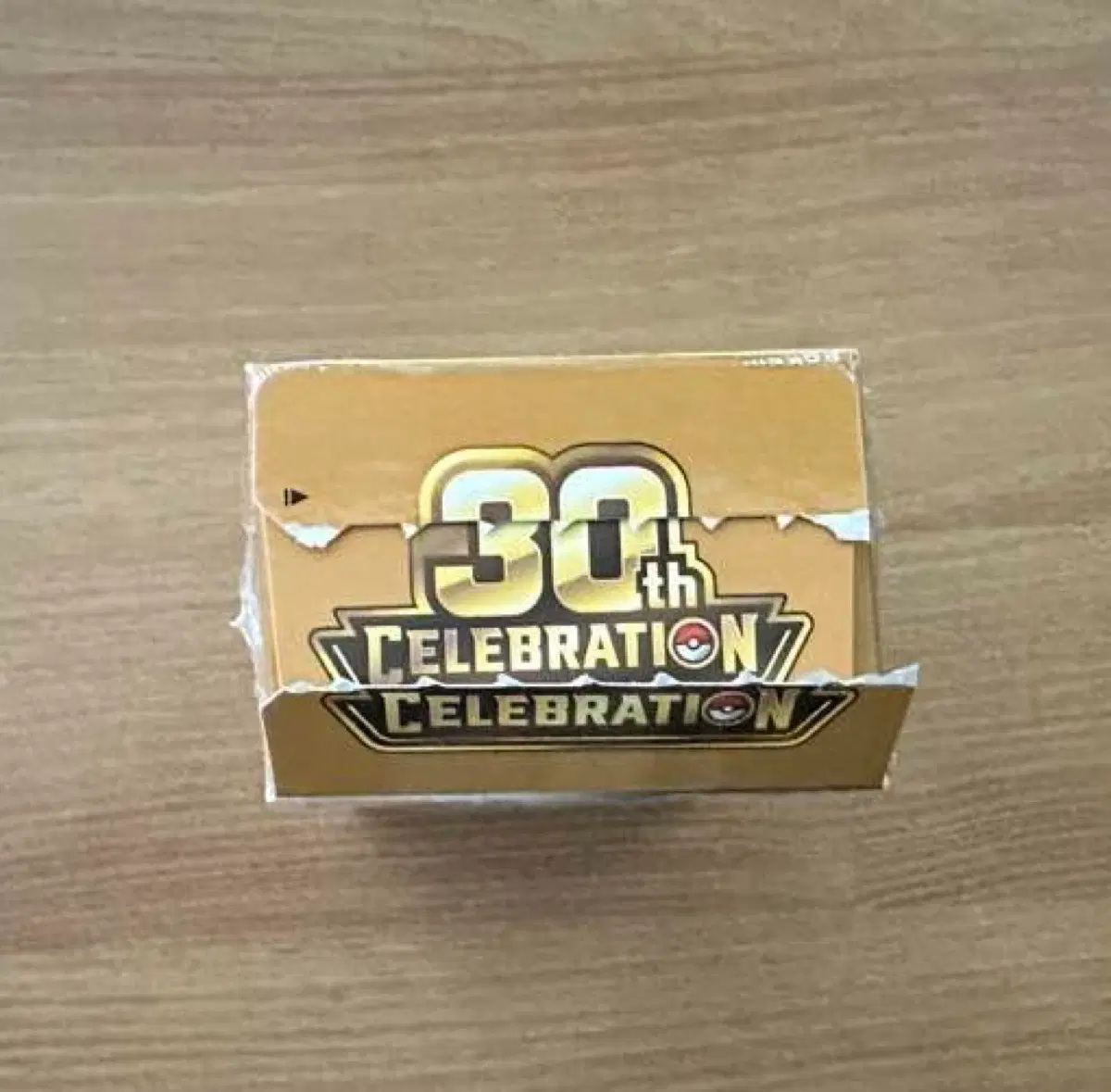 30주년 포켓몬 카드 박스 팝니다