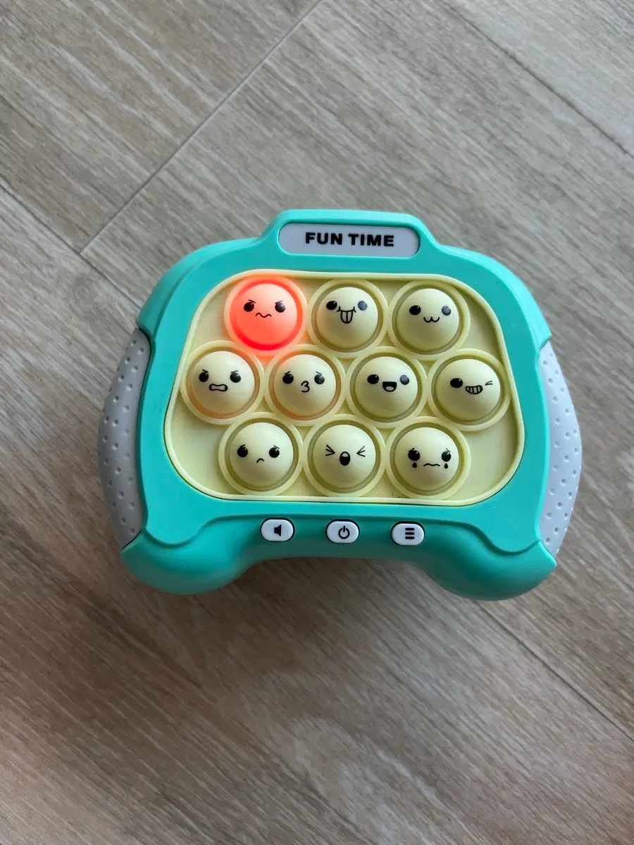 팝잇 게임기 펀타임