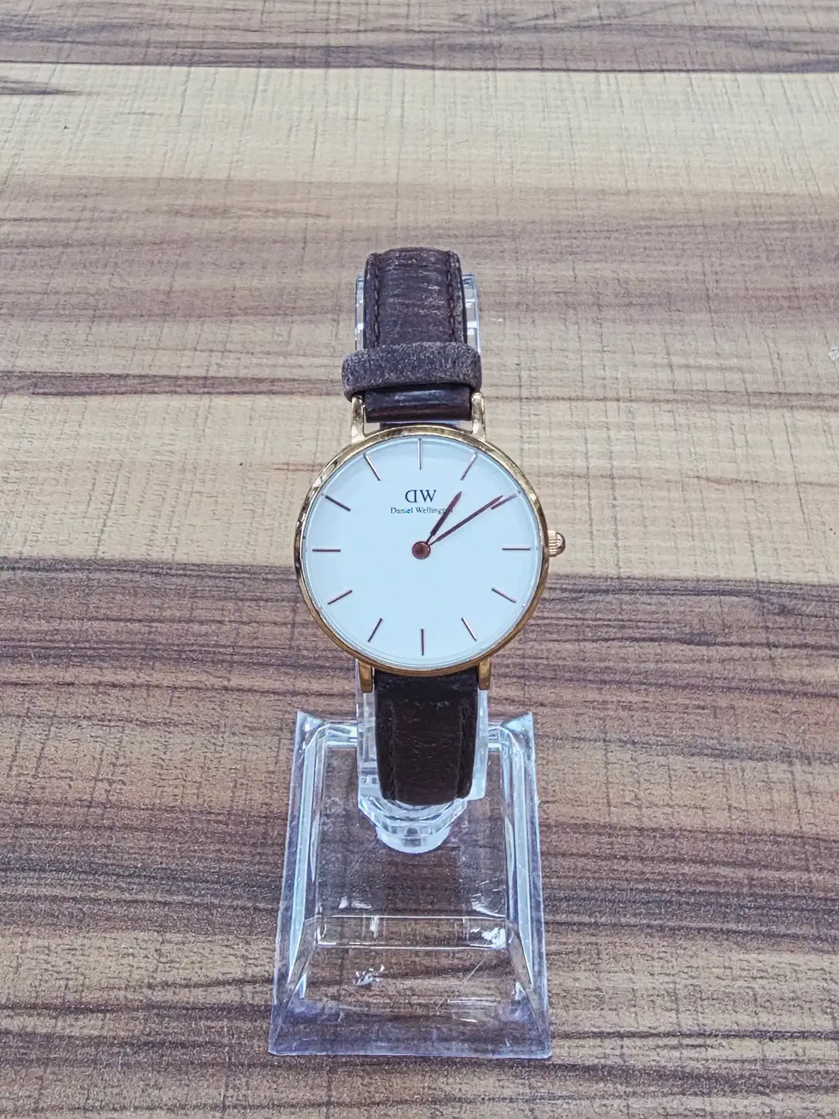 다니엘 웰링턴 PETITE, 28mm 남여공용 가죽 손목시계