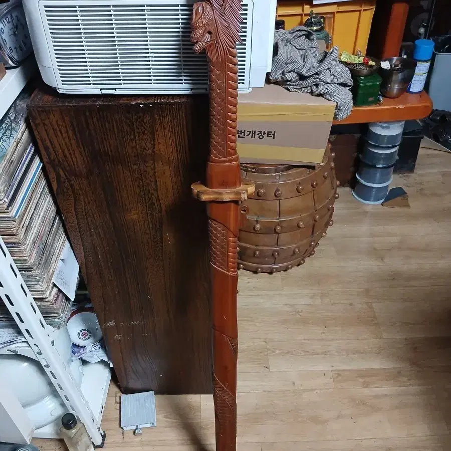 시대의산물화랑목검