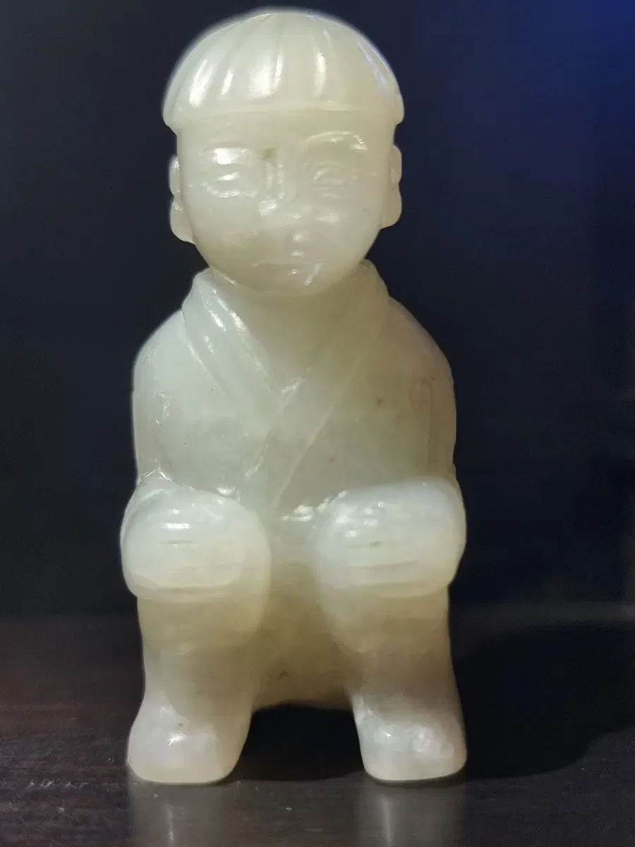 오래된 화전옥 동자상 조각품 양지백옥 노리개