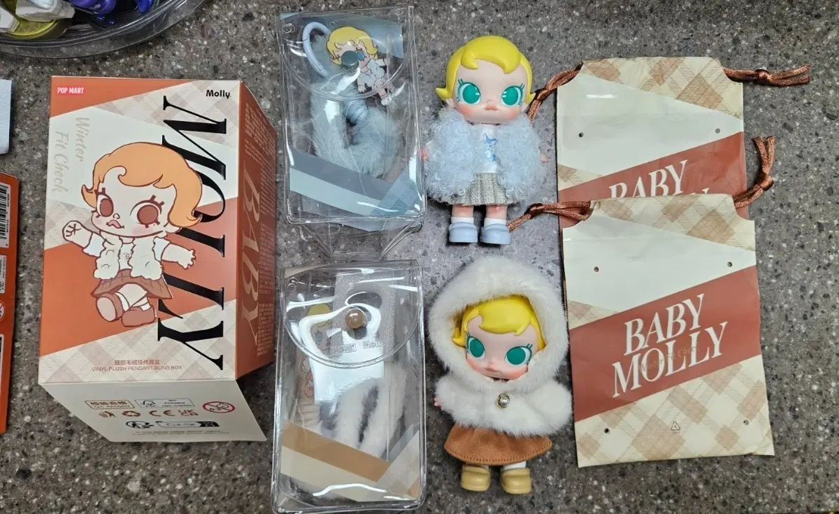 (일괄) 팝마트 베이비몰리 윈터 핏 체크 시리즈 인형 키링 2개
