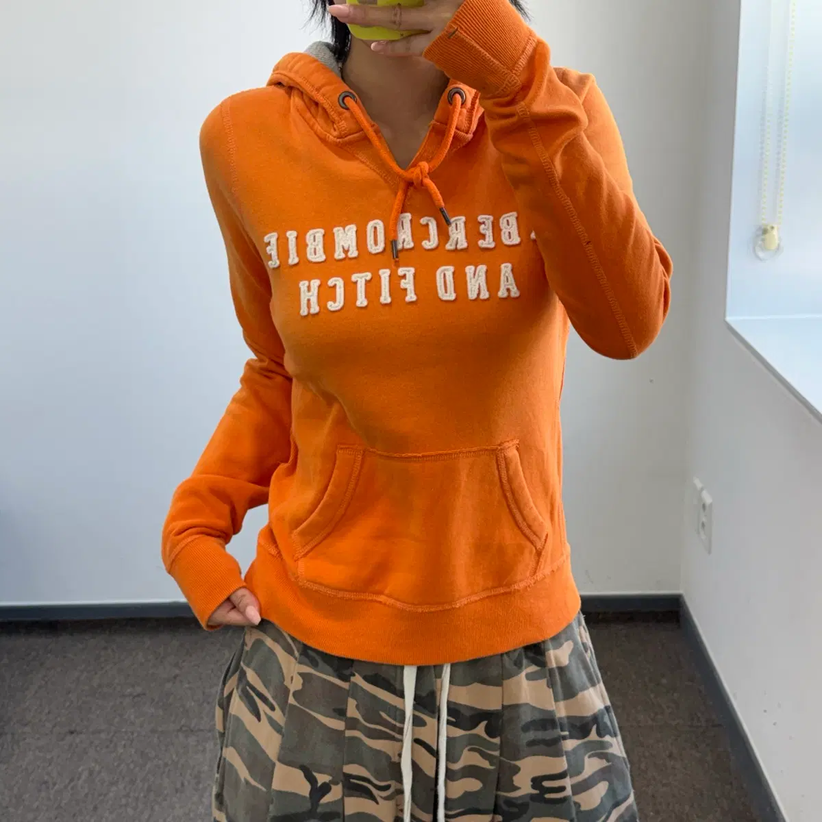 Abercrombie 아베크롬비 오렌지 스펠아웃로고 후드티