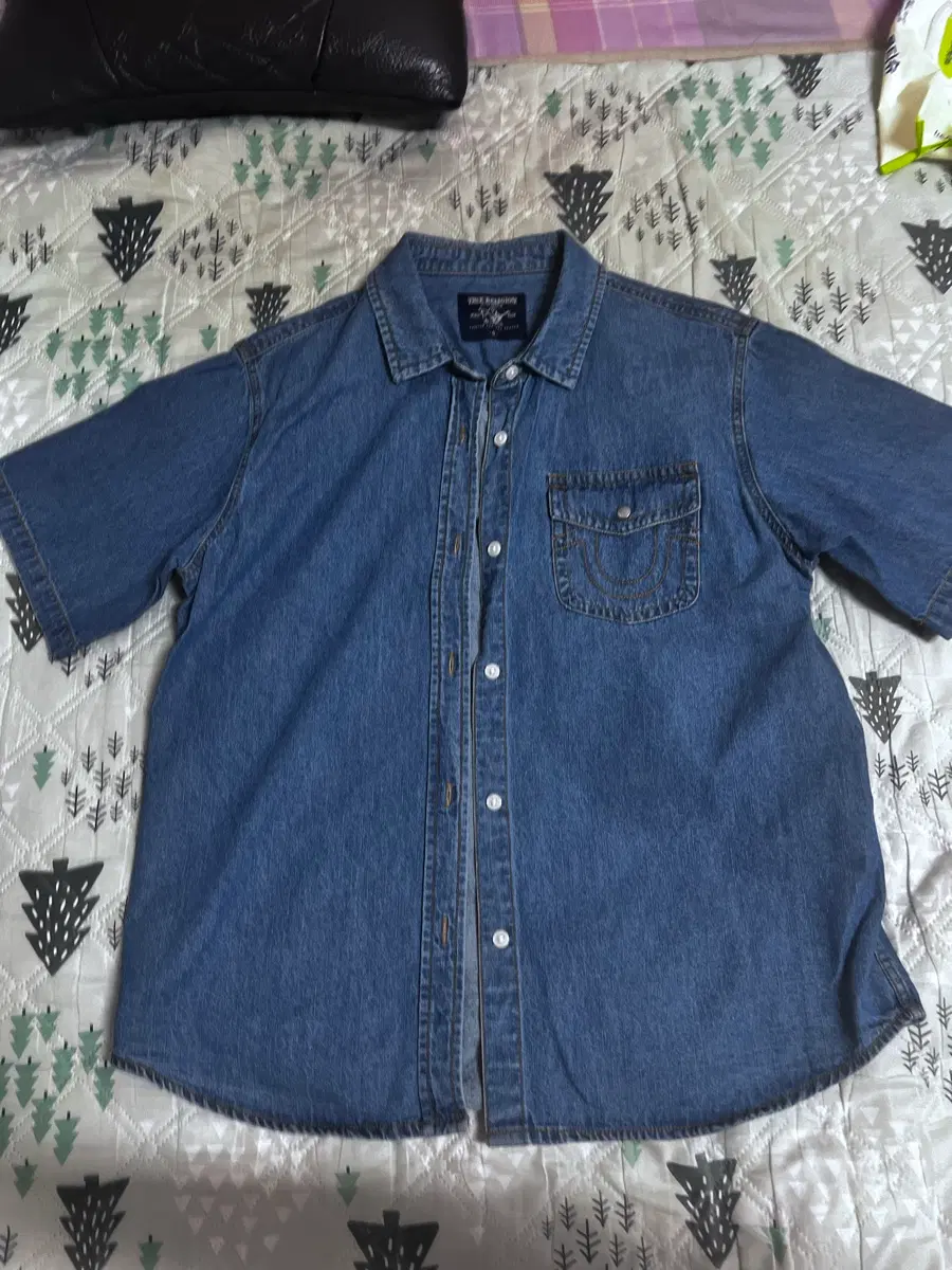 [S] 트루릴리젼 데님 반팔 셔츠