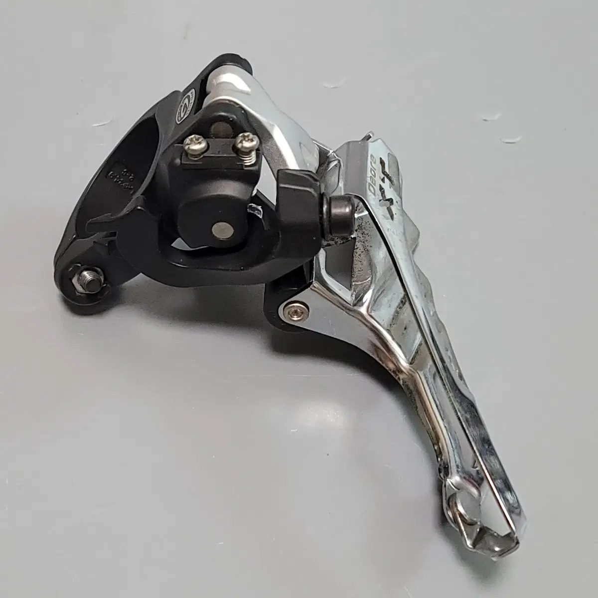 MTB 시마노 XT FD-M771 9단 앞드레일러 변속기 (1)