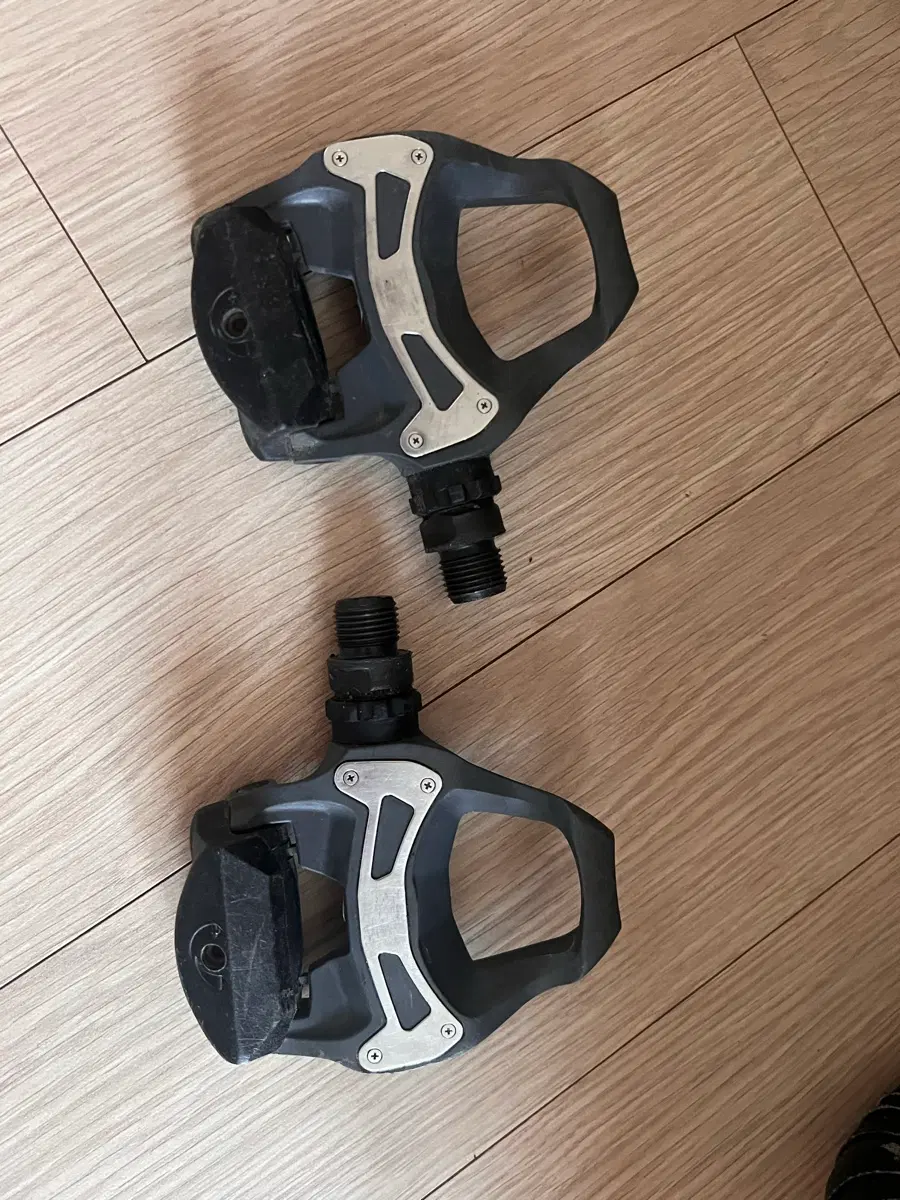 시마노 550 페달