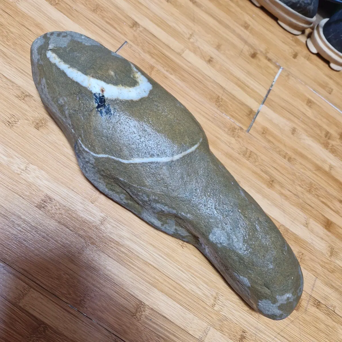 남한강자연수석 사두석 알수석 한점 (대형수석)