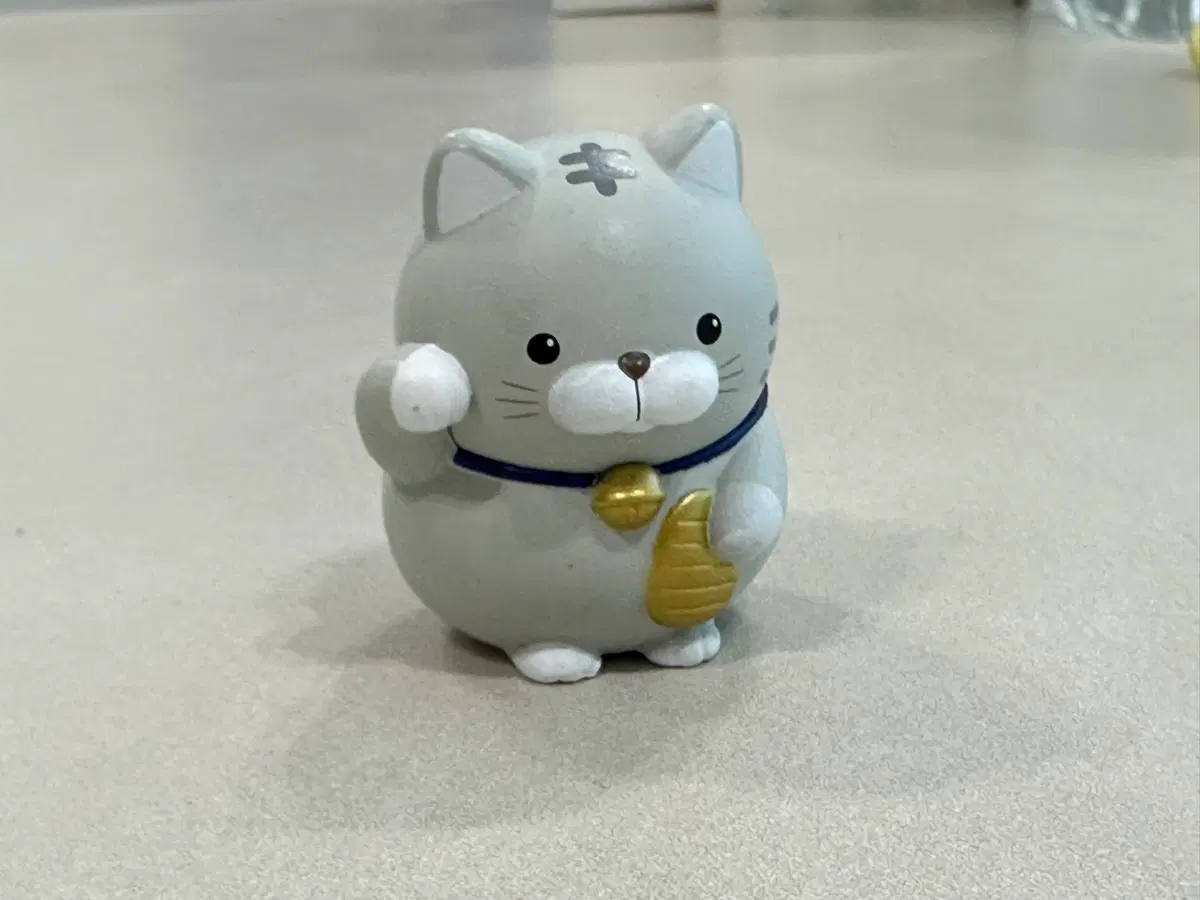 고양이 가차 피규어