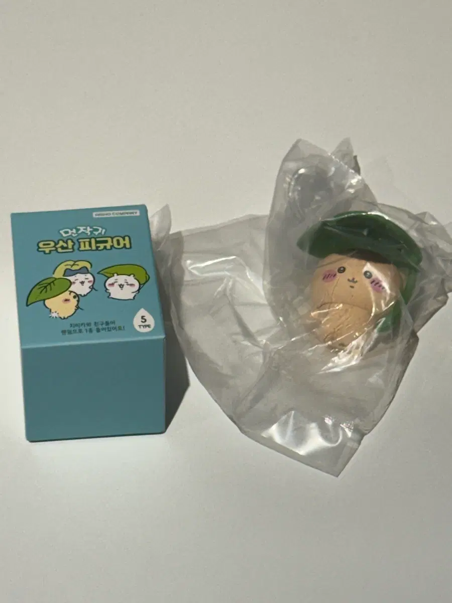 먼작귀 우산 피규어 - 쿠리만쥬