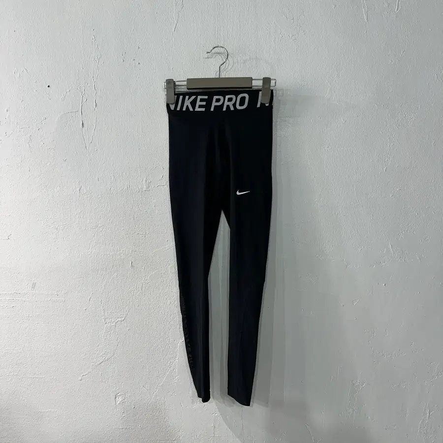 나이키 프로 레깅스 여성S