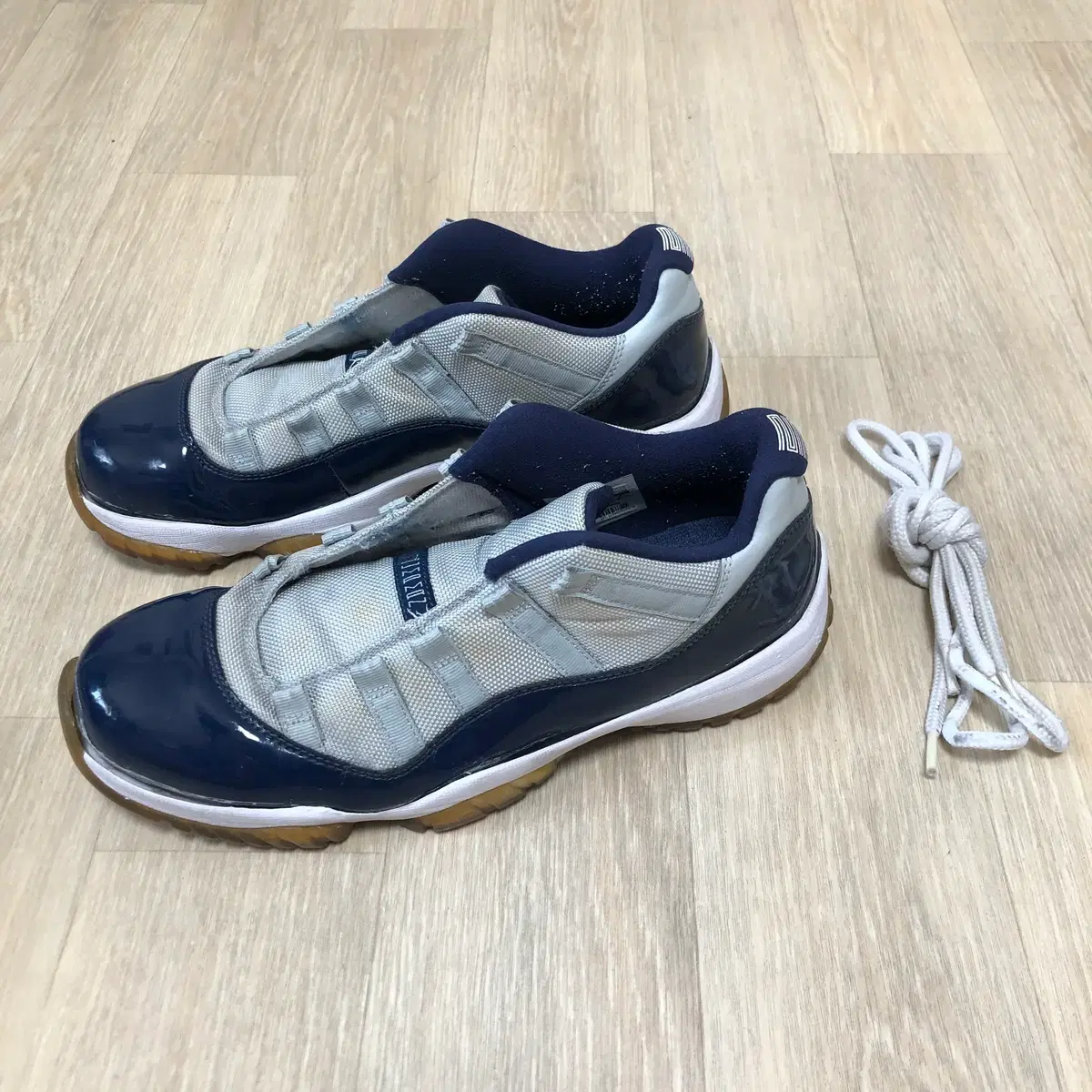 275) 나이키 에어 조던 AIR JORDAN 조던 11 로우 조지타운