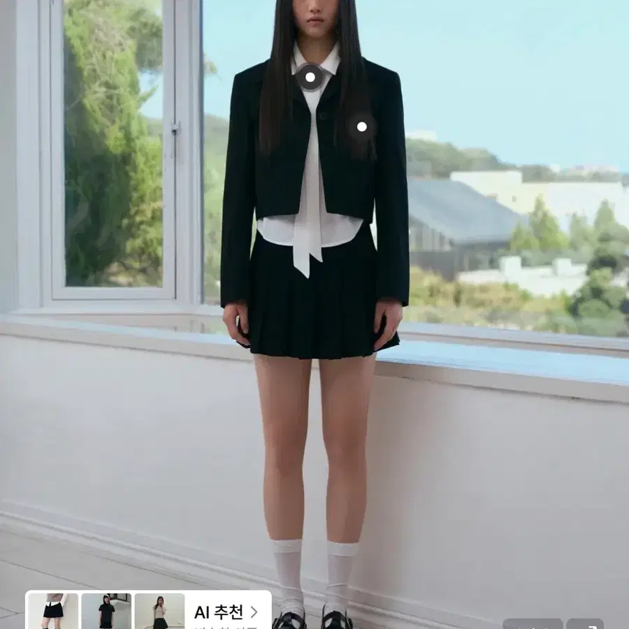 (새상품) 무탠다드 로 라이즈 플리츠 미니 스커트 블랙