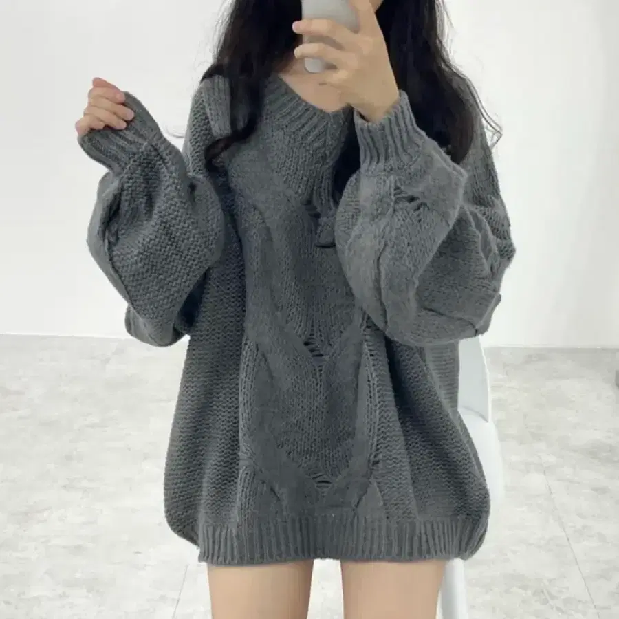 그레이 꽈배기 브이넥 니트 원피스