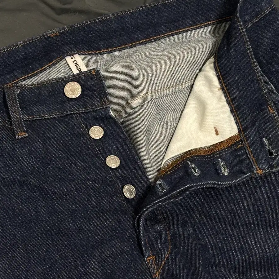 Levis Engineered Jeans W32 L32