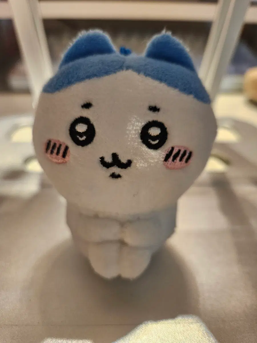 먼작귀 하치와레 앉아 인형