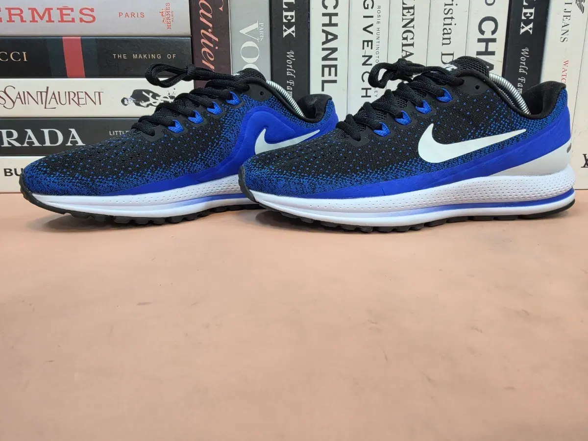 Nike Men's Running Shoes Sneakers 275