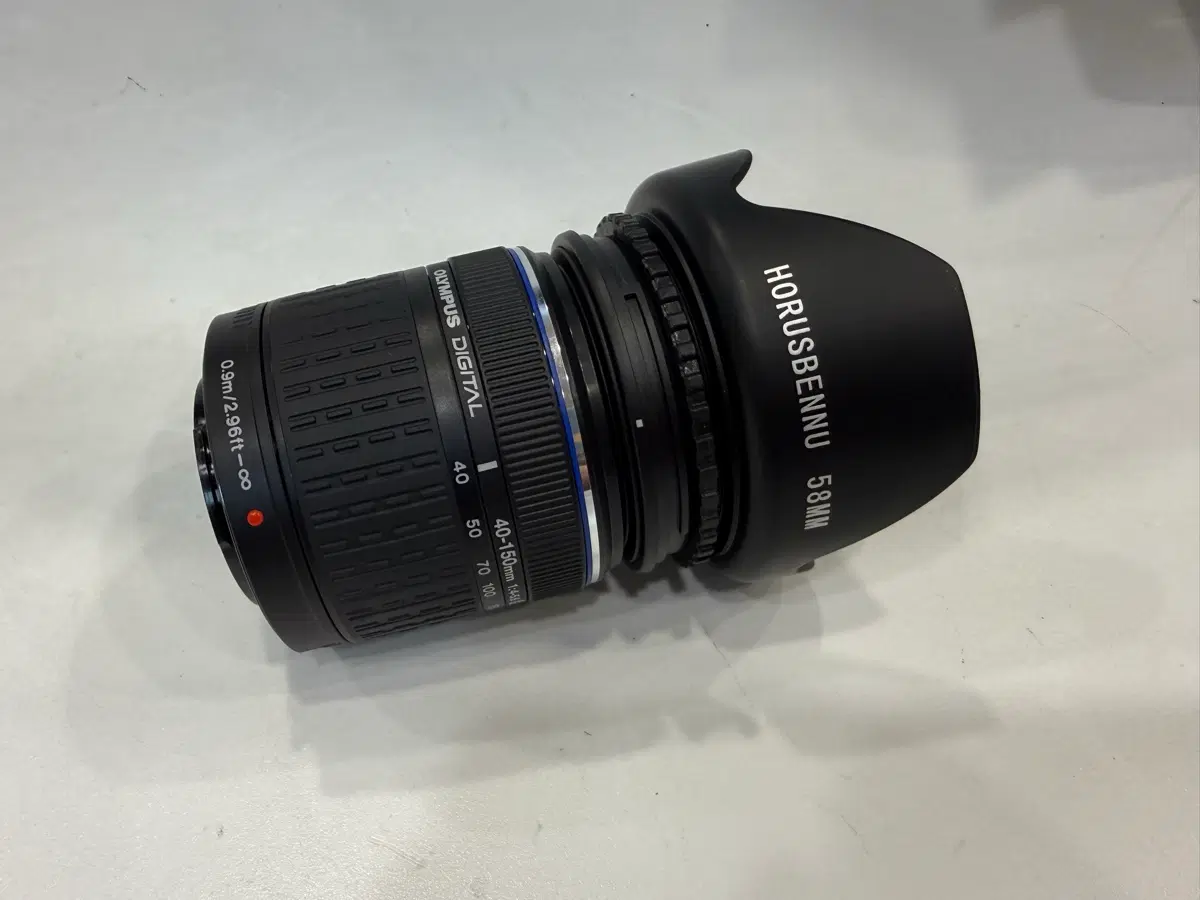 ZUIKO ED 40-150mm f/4.0-5.6 줌렌즈
