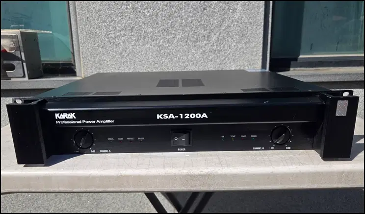 [중고] 가락전자(KARAK) KSA-1200A 2채널 파워앰프 (4옴 450W x 2)
