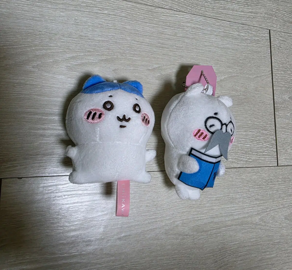 콩눈 하치와레 + 덤 치이카와 먼작귀 가르마 인형 누이