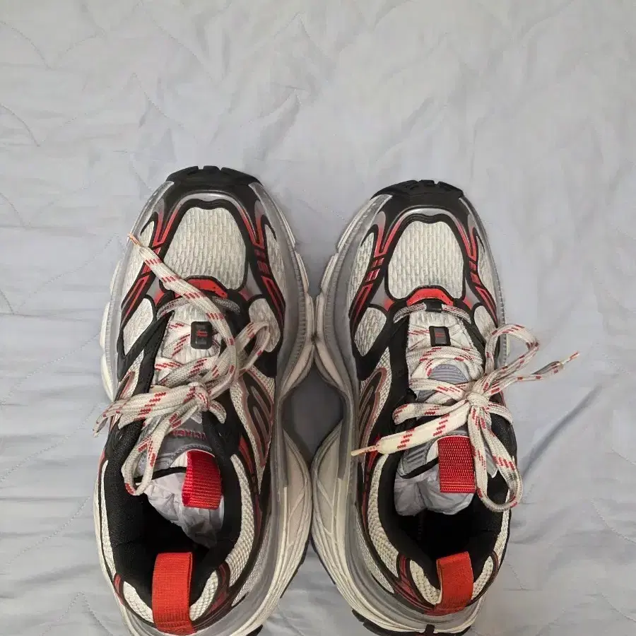 발렌시아가 10XL
