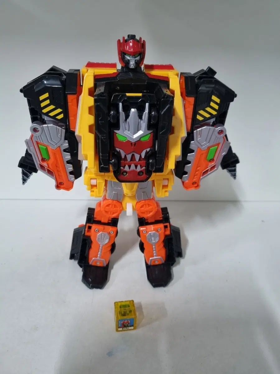 헬로카봇 울티맥으