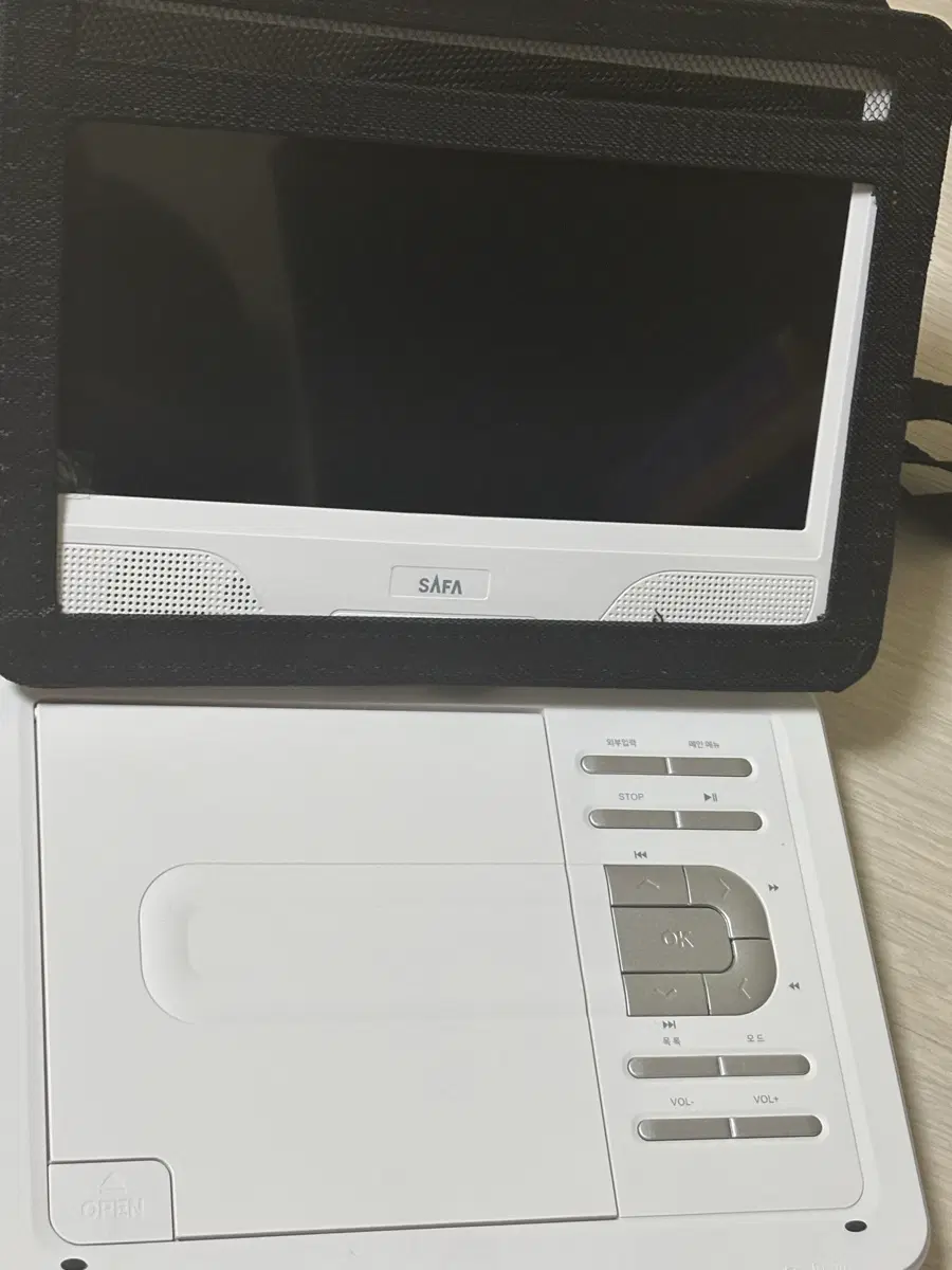 사파 CD 플레이어 (네고 가능)