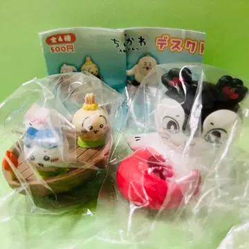 2종 데스크탑 피규어 치이카와 하치와레 토끼 세이레인 가챠