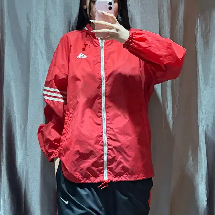 S ADIDAS 아디다스 레드 나일론 바람막이