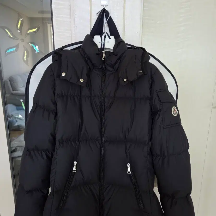 (새상품급) 몽클레어 푸르민 포마인 숏패딩 1size