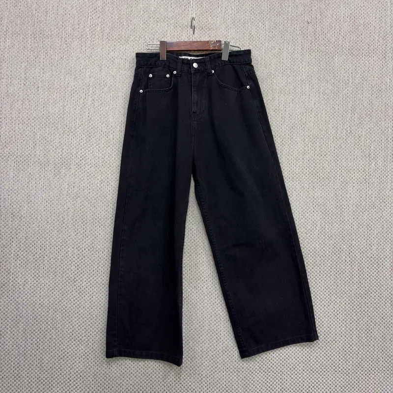 블랙업 와이드 데님 흑청바지 28인치 H07961