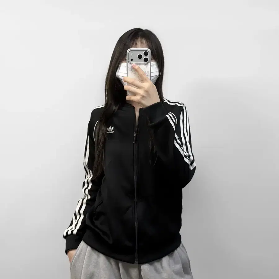 아디다스 슈퍼스타 트랙탑 져지 블랙
