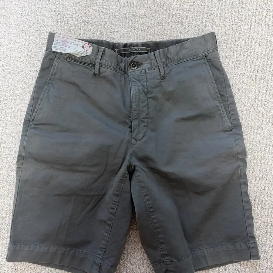 인코텍스 REGULAR FIT 가먼트다잉 그레이 반바지