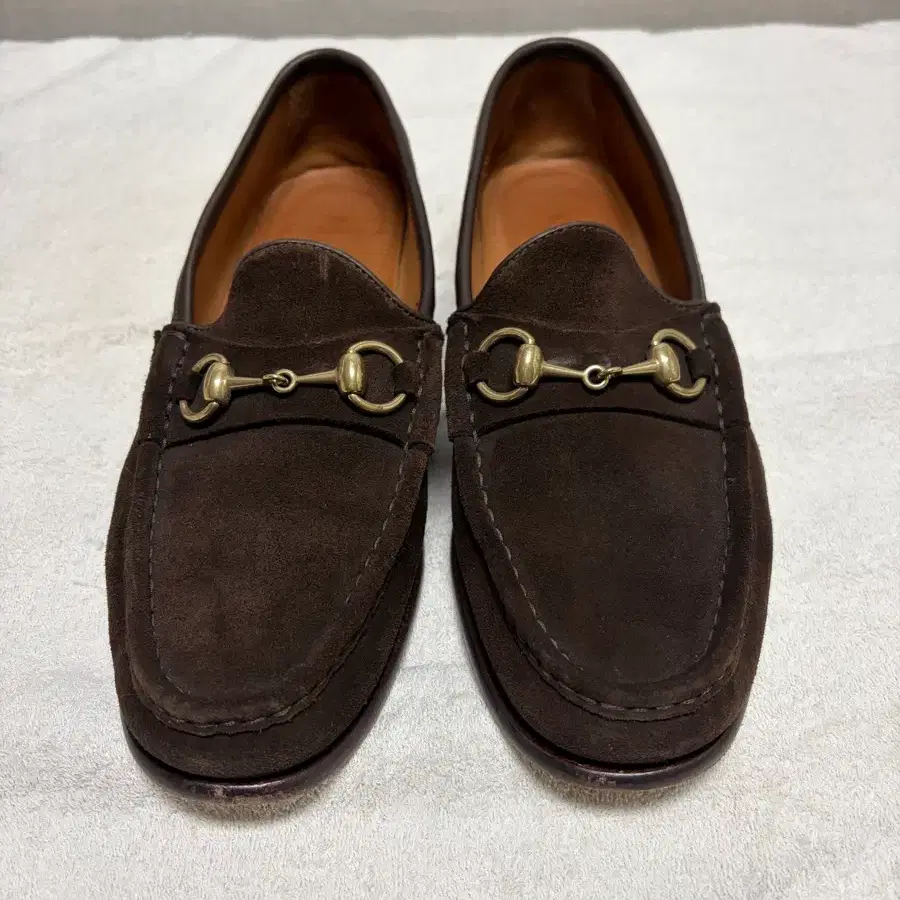까르미나 80746 Vol.1 Suede Marron