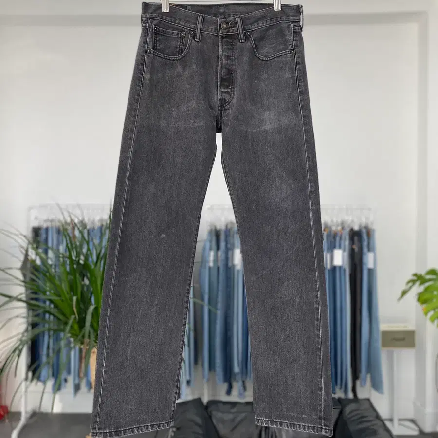 리바이스501 Straight Fit 00s 30사이즈 a6727