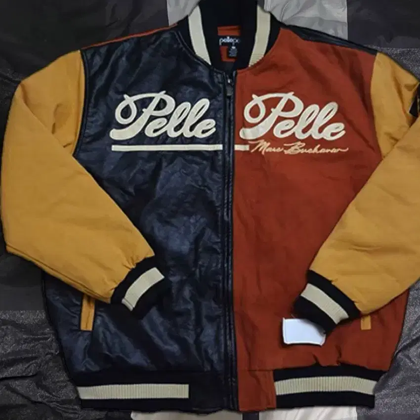 Pelle Pelle 펠레펠레 캔버스 레더 배색 헤비 패딩 재킷