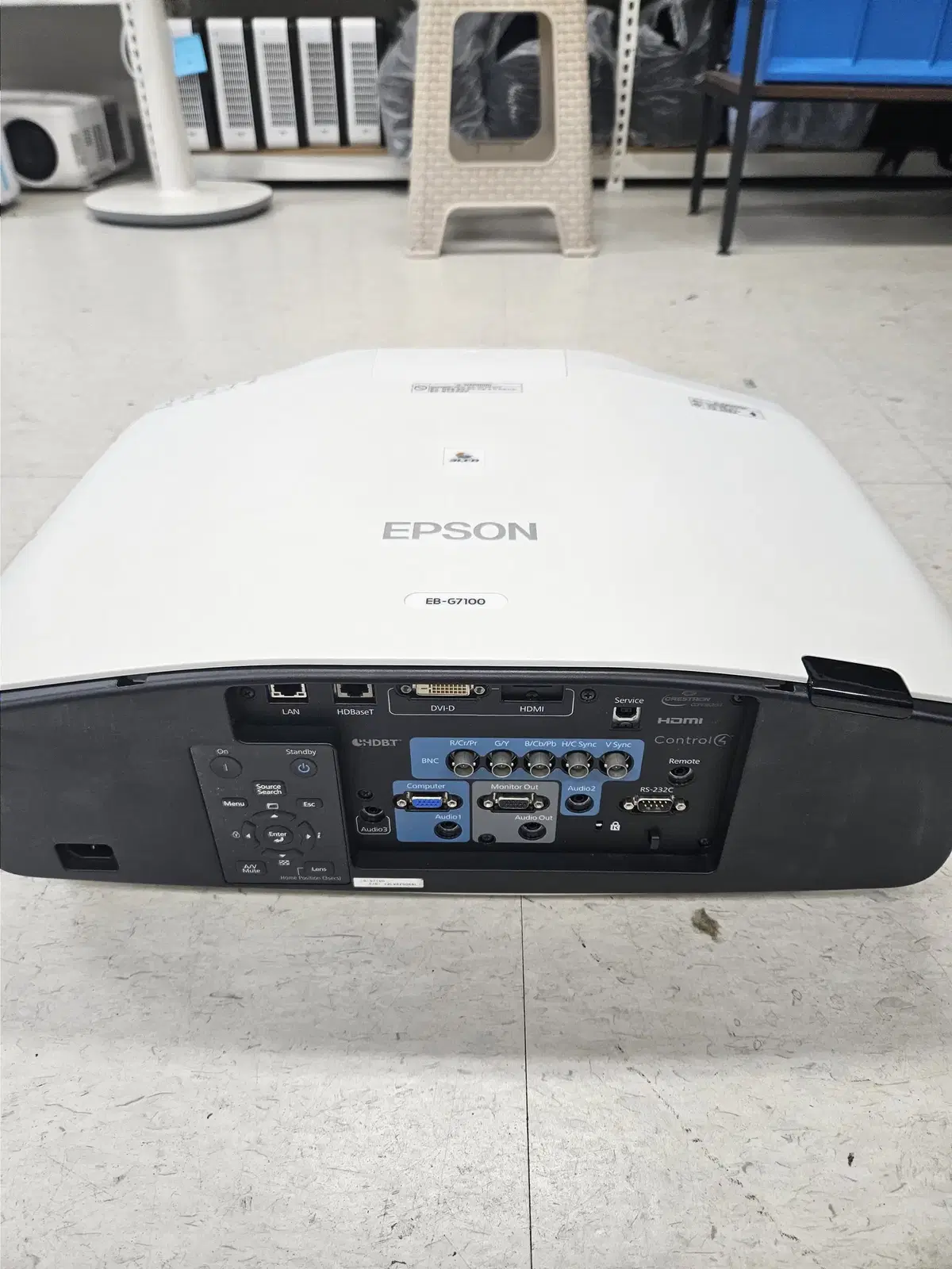 EPSON EB-G7400 프로젝터 판매합니다.