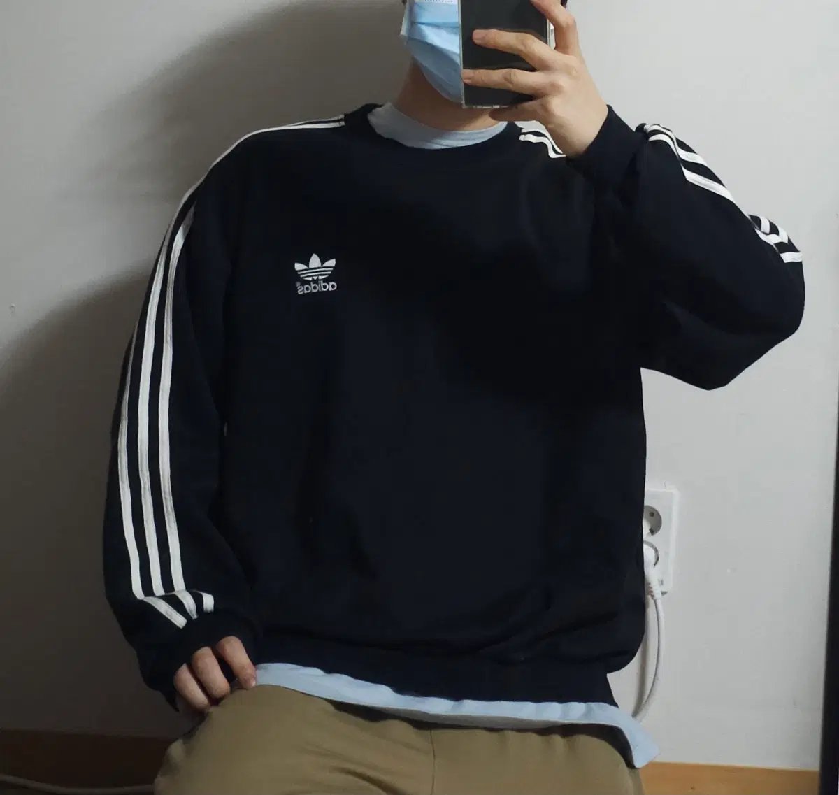 L 아디다스 삼선 90s 올드스쿨 오버핏 블랙 맨투맨