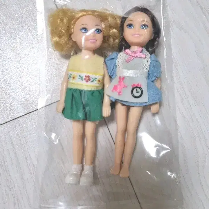인형 키링 두개