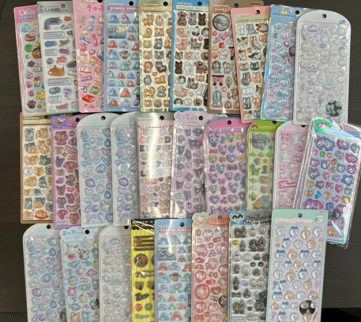 산리오 먼작귀 헤이세이 팝마트 몬치치 캐릭터 일본정품 스티커 씰 봉봉드롭스티커 어른의 도감