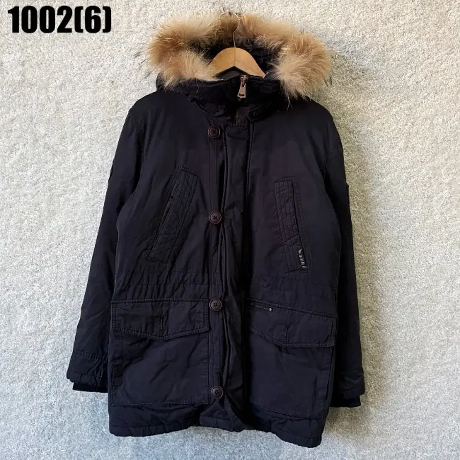 버커루 블랙 퍼 후드 파카 1002