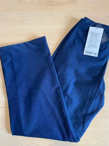 새상품 Lululemon 릴렉스드 핏 미드 라이즈 트라우저