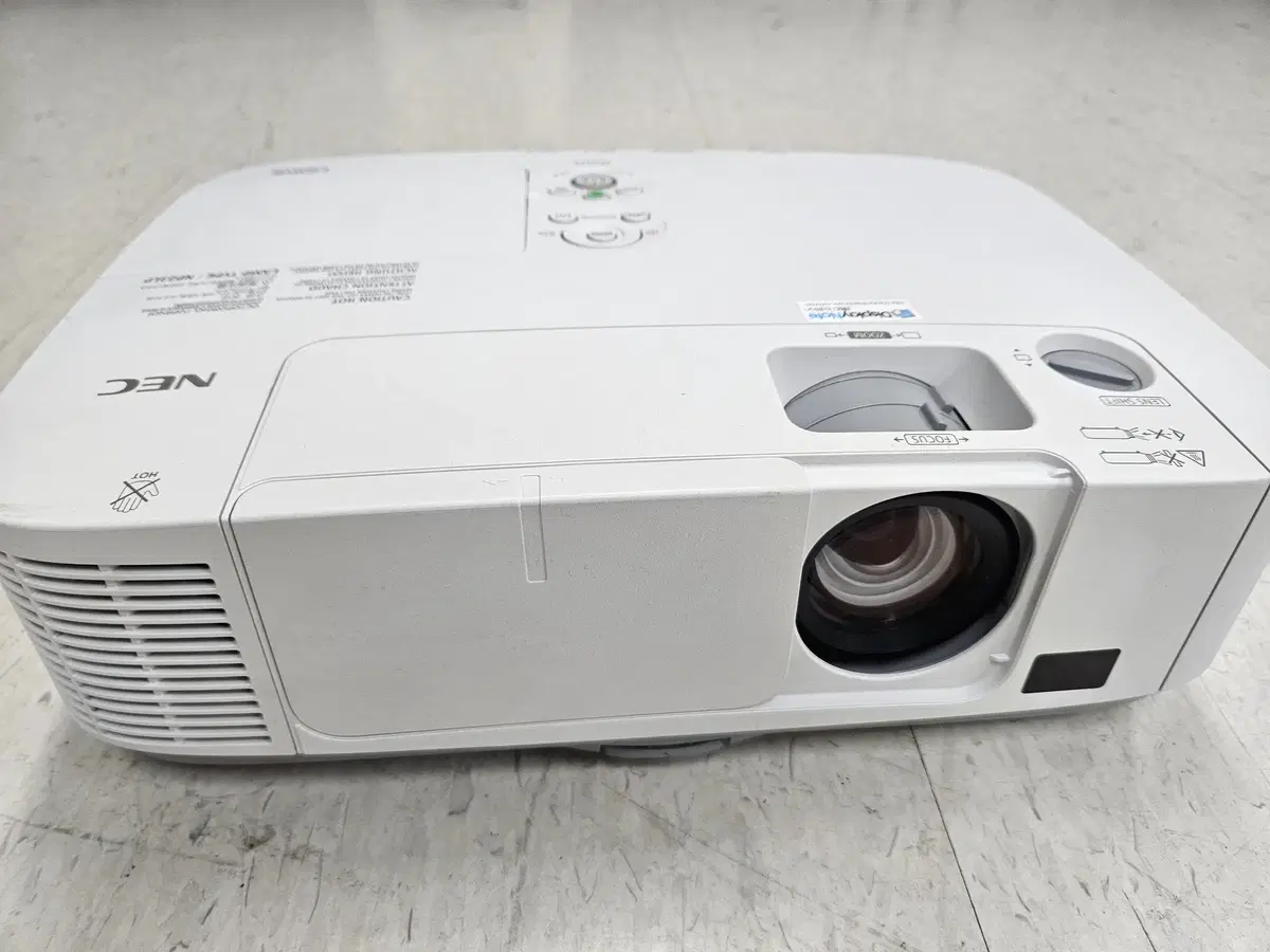 NEC PE501X 5000안시 XGA 빔프로젝터 회의실 강의실