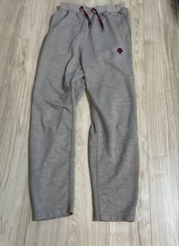 DESCENTE 스웨트 팬츠 그레이