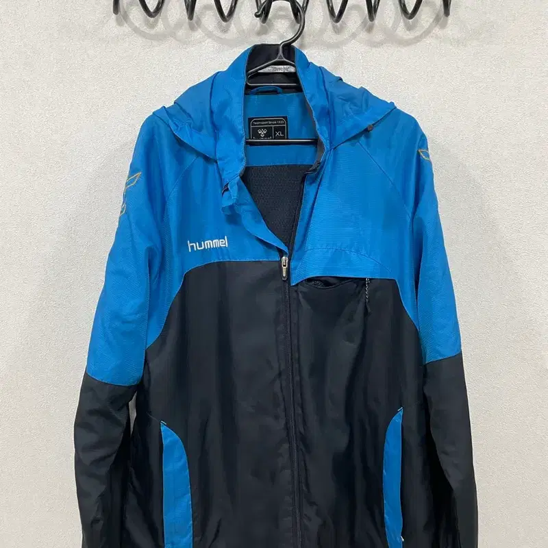 험멜 바람막이 자켓 xl