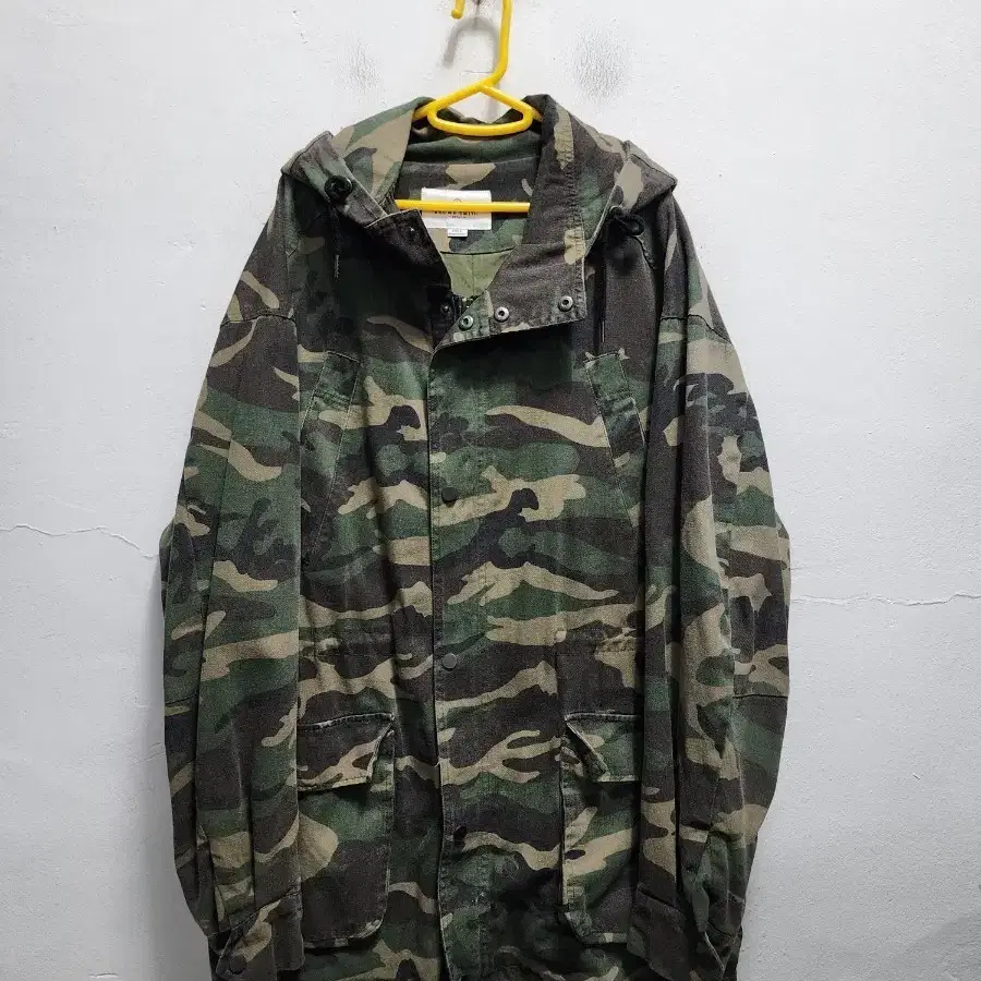 브라운스미스 오버핏 카모플라주 후드 야상