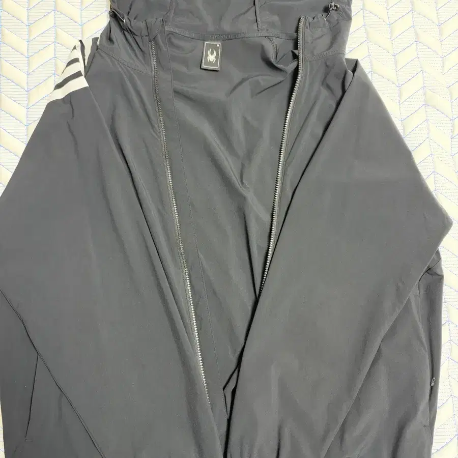 스파이더 바람막이 XL