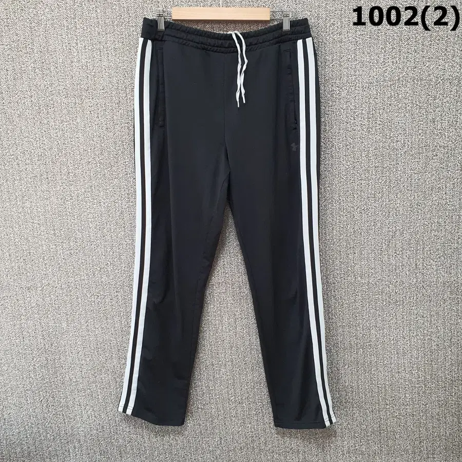 언더아머 트레이닝 팬츠 블랙 화이트 줄무늬 xL