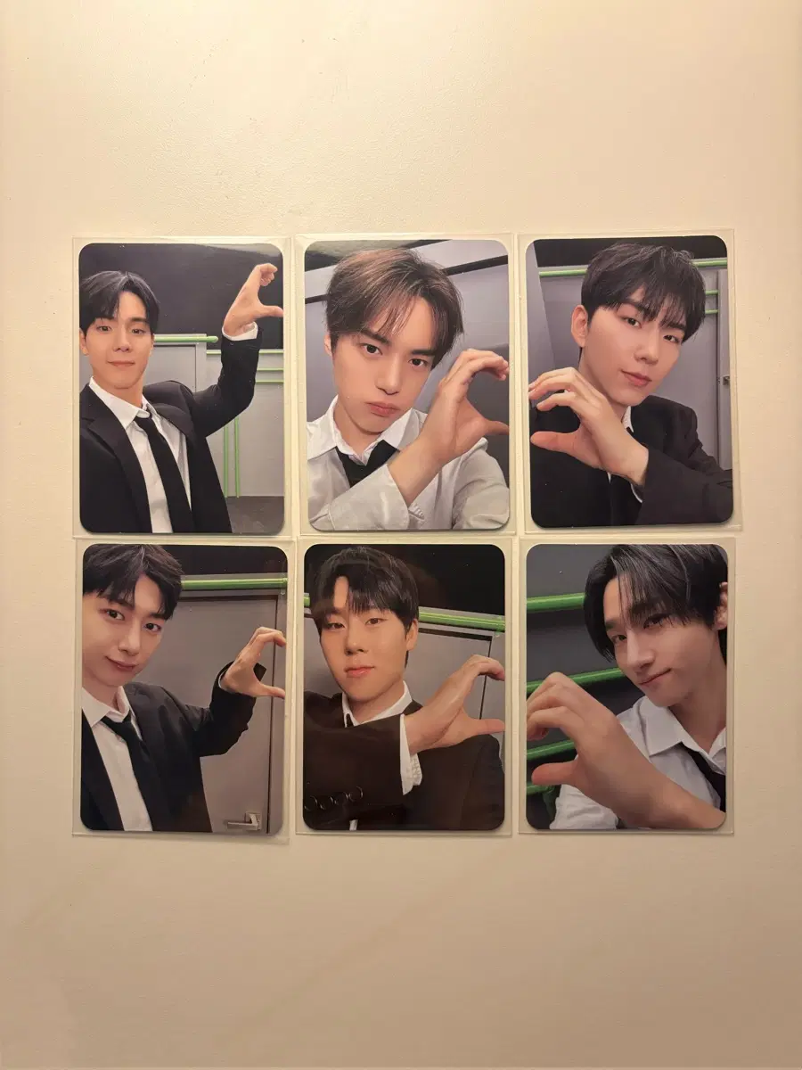 Monsta X The Fact Concert Poca Hand Heart Shownu Minhyuk Kihyun Hyungwon Jooheon Changkyun i.m
